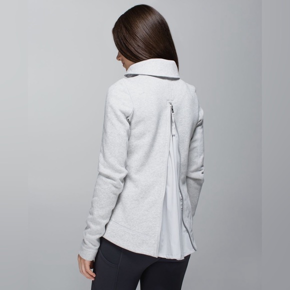lululemon athletica Jackets & Blazers - Lululemon🦄NWOT🦄En Route Jacket✨Heathered Light Grey Soot Silver Spoon✨size 4